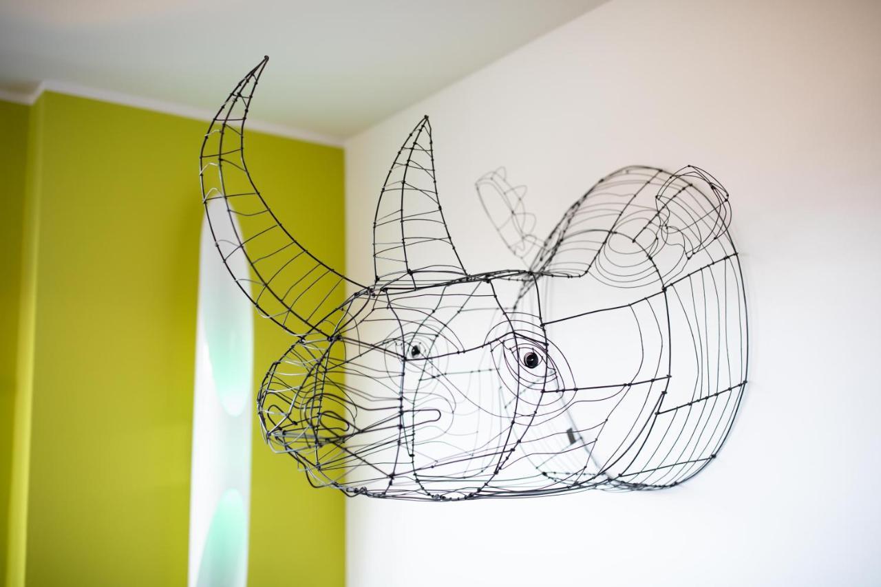 Sound Of Colors - Art Design Apartment 데센자노델가르다 외부 사진